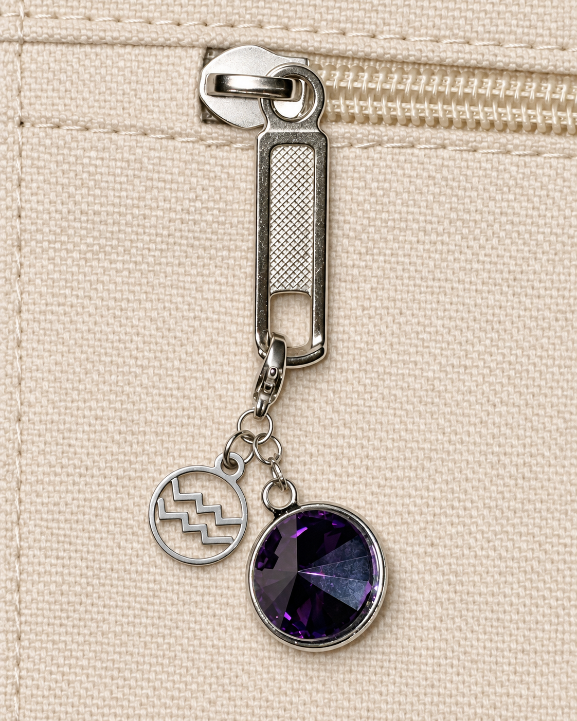 Aquarius Aces™ Spade Tote & Wristlet Set — Amethyst Edition